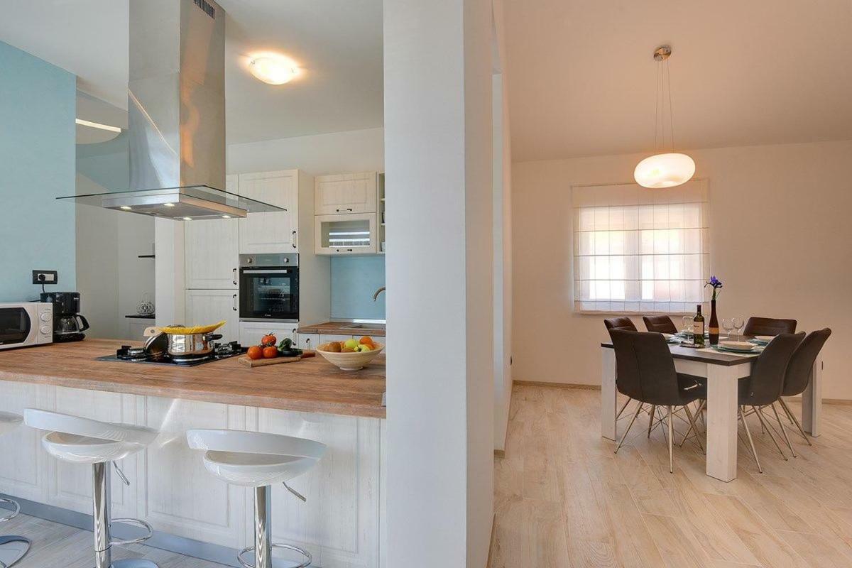 Villa Sunny Home Vodnjan Buitenkant foto